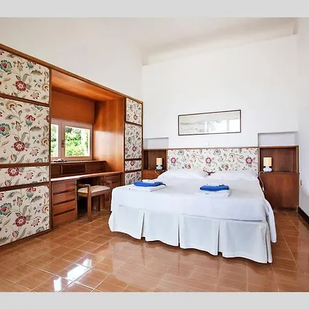 Le Grotte - Sul Mare Villa San Giovanni